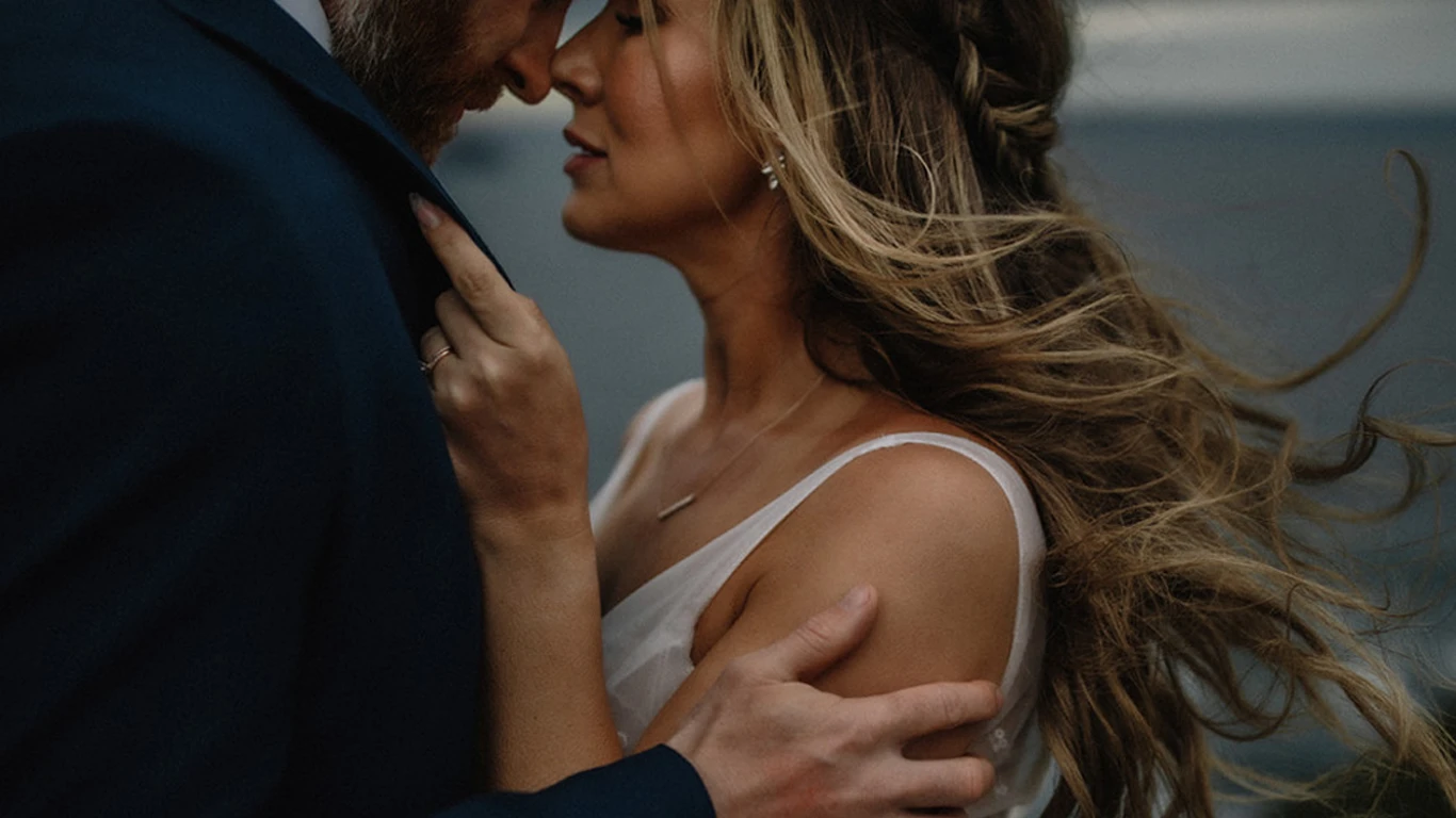 DVLOP – Gabe McClintock SONDER Preset Pack (Mobile + Desktop) - after_version_alt