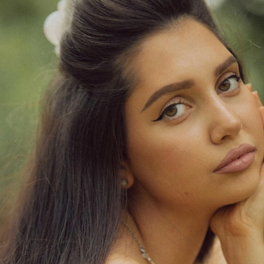 Alina Galiullina Old Money Lightroom Presets Pack - after_version_alt